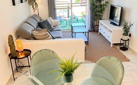 Playaquebrada Beach & Pool Cozy Flat